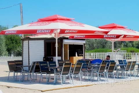 кафе-бар на пляже.jpg